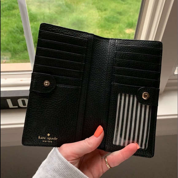Kate spade wallet - Picture 2 of 3